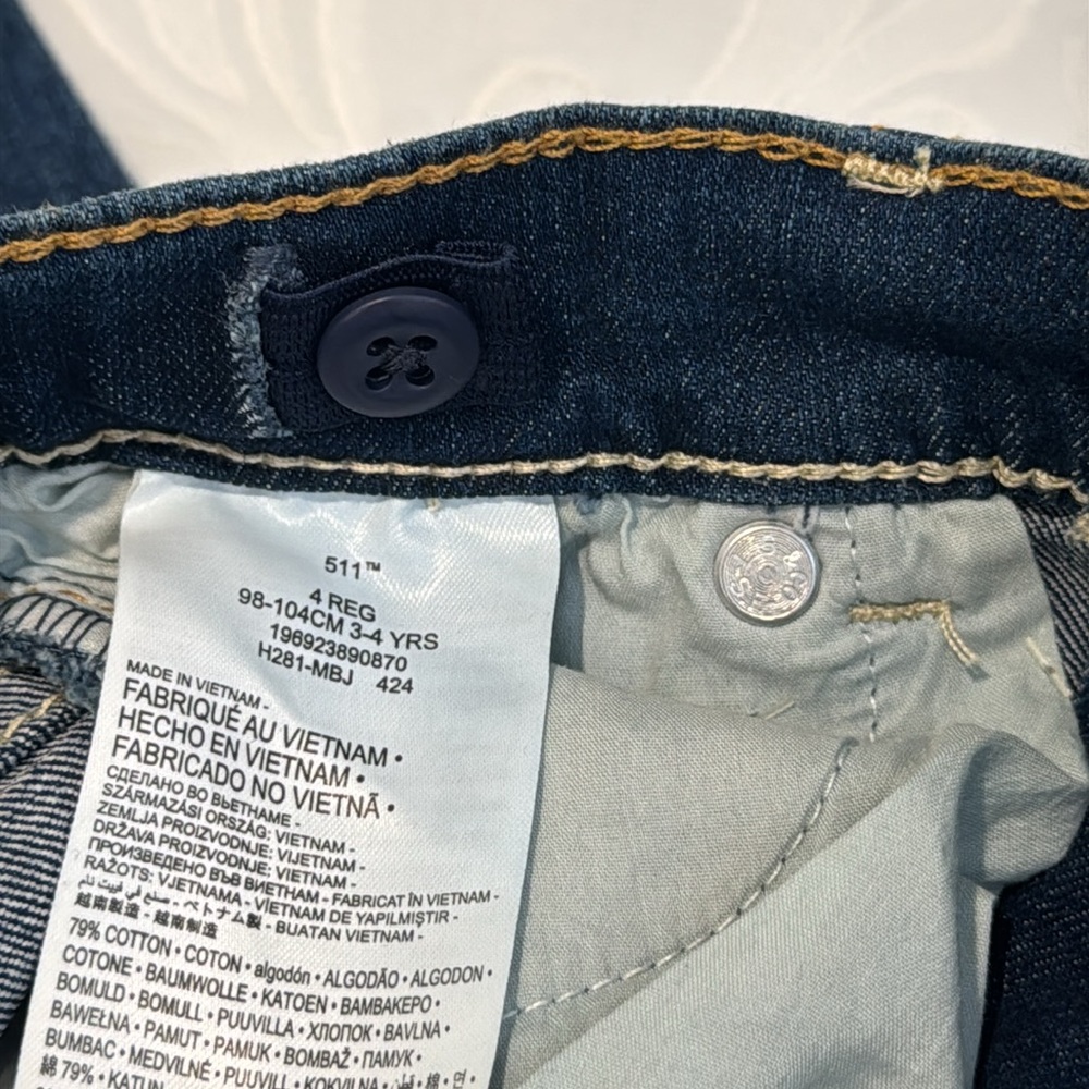 Levi’s Kids' 511 Performance Straight Leg Jeans. Size 4. - Picture 7 of 9